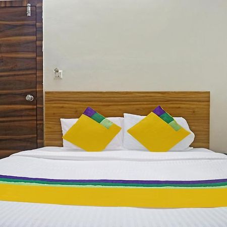 Itsy Hotels Ay Plus Hotels Kharadi Esterno foto