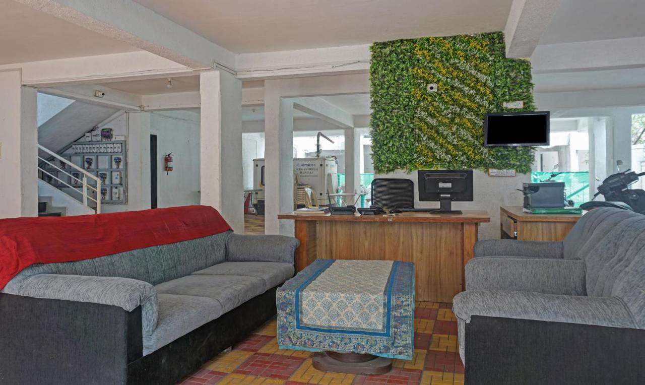 Itsy Hotels Ay Plus Hotels Kharadi Esterno foto