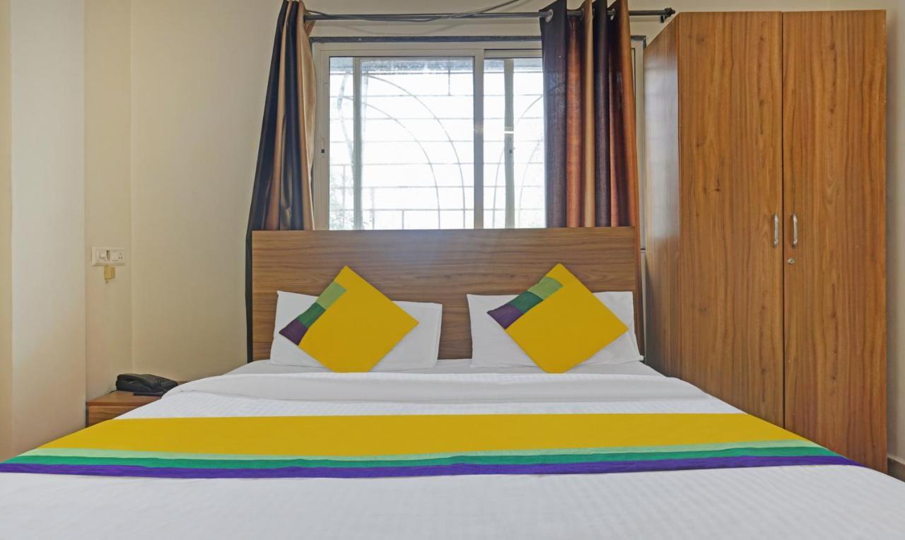 Itsy Hotels Ay Plus Hotels Kharadi Esterno foto